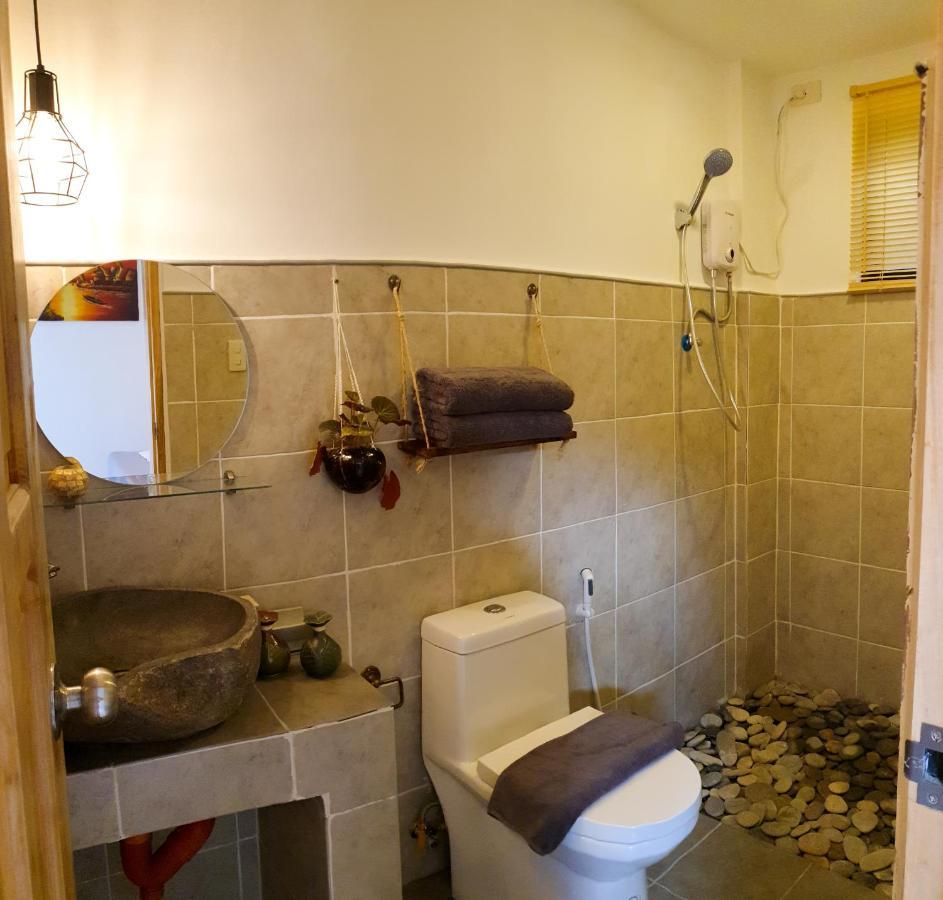 Hutch Lodging House エルニド エクステリア 写真